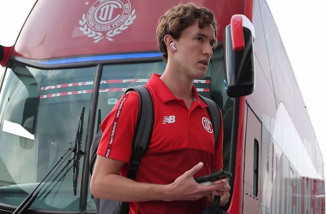 Alvo do Palmeiras, Marcel Ruiz admite sonho de jogar na Europa e nega propostas