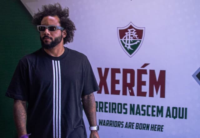 Fluminense anuncia rescisão de contrato do lateral-esquerdo Marcelo