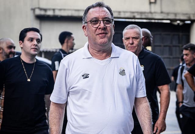 Marcelo Teixeira detona atuação do Santos após derrota: "Inadmissível! Falhas gravíssimas"