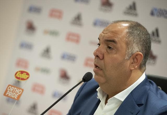 Arrependimento? Vice do Flamengo explica troca de Dorival por Vítor Pereira
