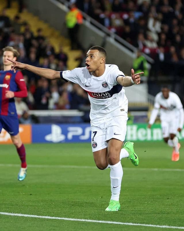 Mbappé anuncia que não permanecerá no PSG para próxima temporada