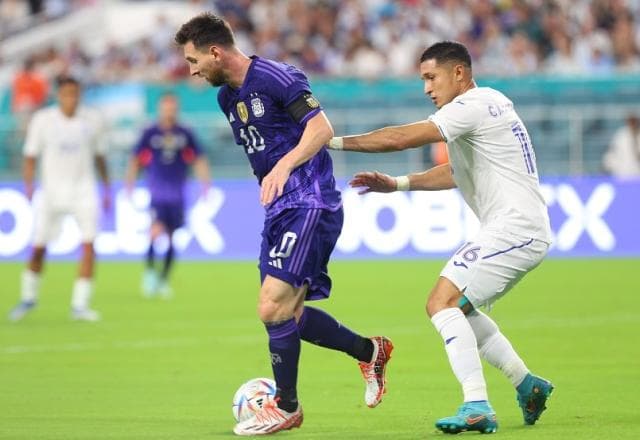 Copa do Mundo: Messi vê Brasil, França e Inglaterra como favoritos ao título