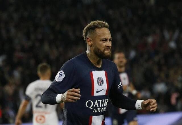 Réu na Espanha, Neymar é liberado de acompanhar julgamento