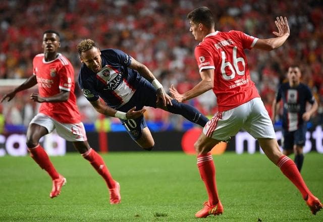 Empolgado, Neymar projeta "ganhar tudo com PSG e seleção brasileira"