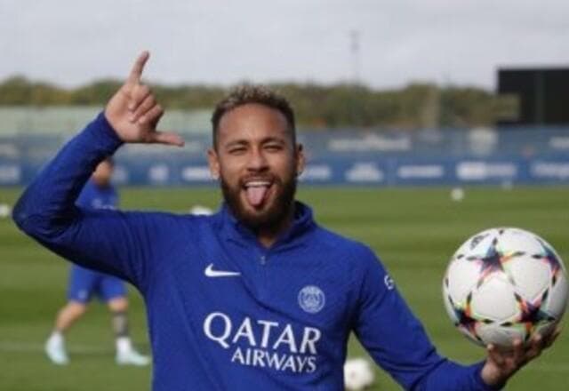 Champions League: Neymar brilha em treino do PSG e brinca ao dizer que é Romário
