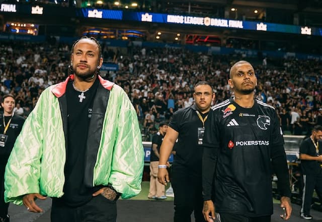 Neymar se emociona em discurso na final da Kings League: "Vão falar de mim campeão"