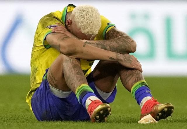 Neymar não garante permanência na seleção brasileira: "Quero pensar"