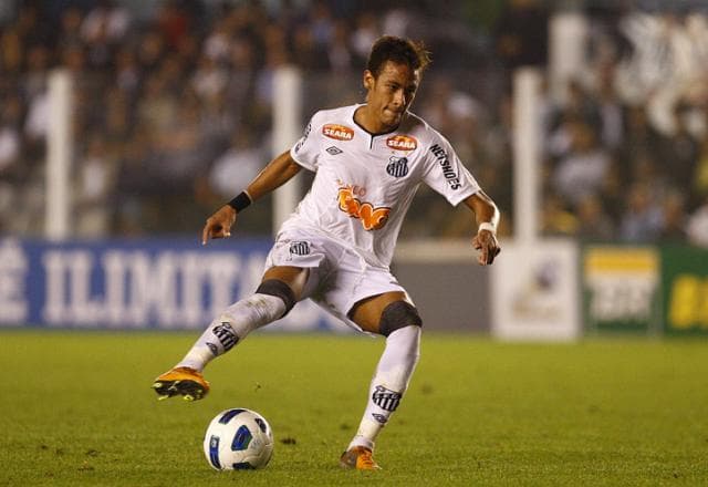 "Mais cedo ou mais tarde, o Neymar vai voltar", diz presidente do Santos