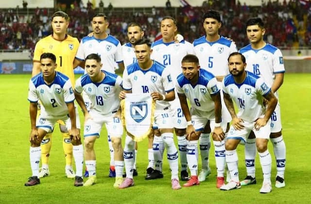 Polícia entra em vestiário para prender jogador antes de partida das Eliminatórias