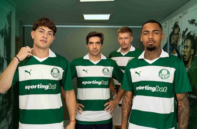 Palmeiras apresenta nova terceira camisa e fará estreia contra o Vitória
