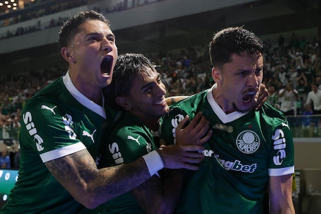 Dupla do Palmeiras é convocada pelo Uruguai e vira dor de cabeça para Abel