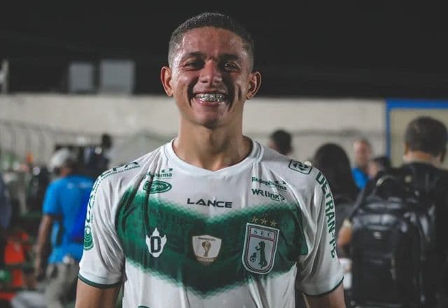 Sousa larga na frente do Botafogo-PB na final do Campeonato Paraibano