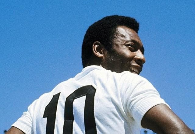 Presidente do Santos confirma suspensão temporária da camisa 10