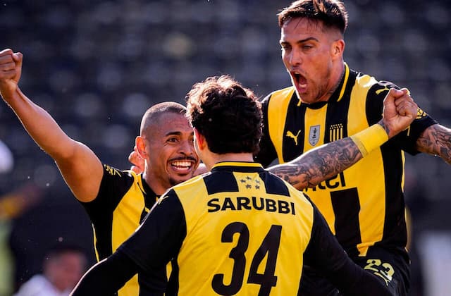 Antes da Libertadores, Peñarol atropela Nacional em clássico uruguaio