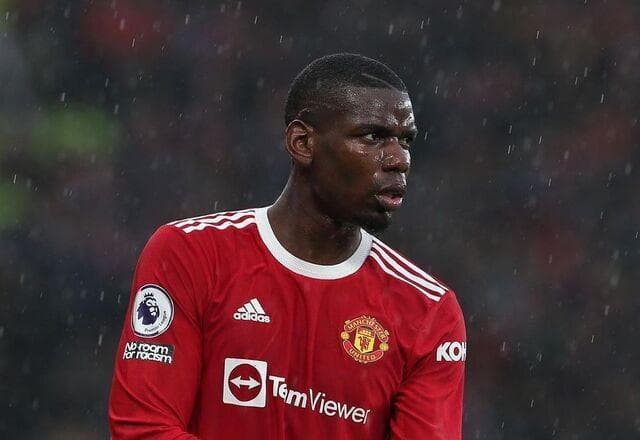 Pogba recusa oferta do Manchester City e aguarda por PSG e Real