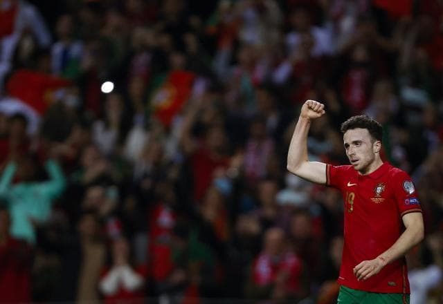 Portugal pegará a Macedônia na repescagem da Copa; Itália é eliminada