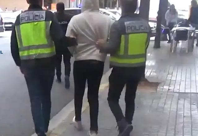 Polícia da Espanha prende acusados do caso de racismo contra Vinícius Júnior