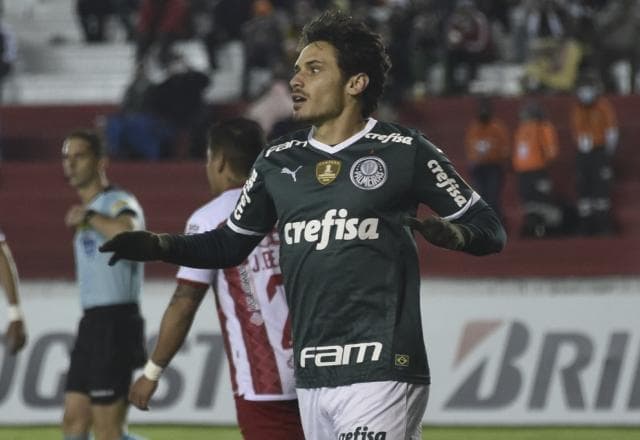 Com hat-trick, Raphael Veiga vira o maior artilheiro do Palmeiras na Libertadores