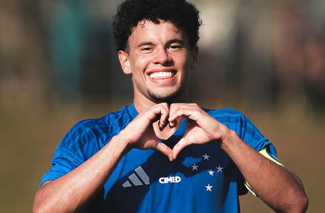 Grêmio perde Gustavo Martins, e Luís Castro muda defesa contra o Palestino