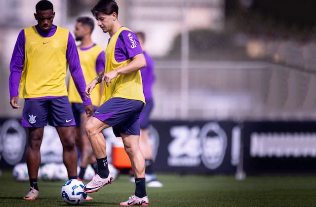 Corinthians tem diversos desfalques ofensivos em treino