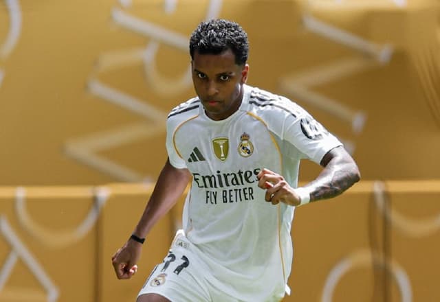 Jornal espanhol aponta Rodrygo em situação de “insignificância” para o Real Madrid