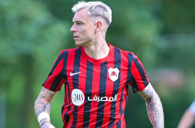 Grêmio insiste por Róger Guedes e envia terceira proposta ao Al-Rayyan