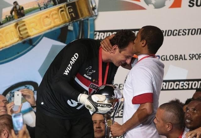 Sul-Americana: após dez anos, São Paulo e Ceni disputam final em busca do bi