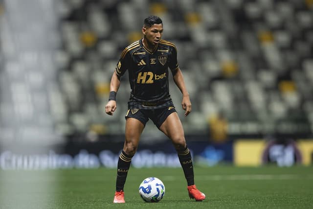 Rony, após perder gols no empate do Atlético: "Tempestade sempre passa"