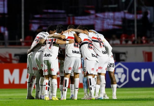 São Paulo x Grêmio: prováveis escalações, onde assistir ao vivo e horário