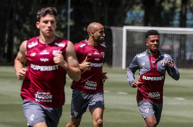 São Paulo convoca 15 jogadores da base para preparação do duelo contra o Bahia