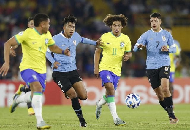 Seleção brasileira sub-20 vence Uruguai e é campeã do Sul-Americano
