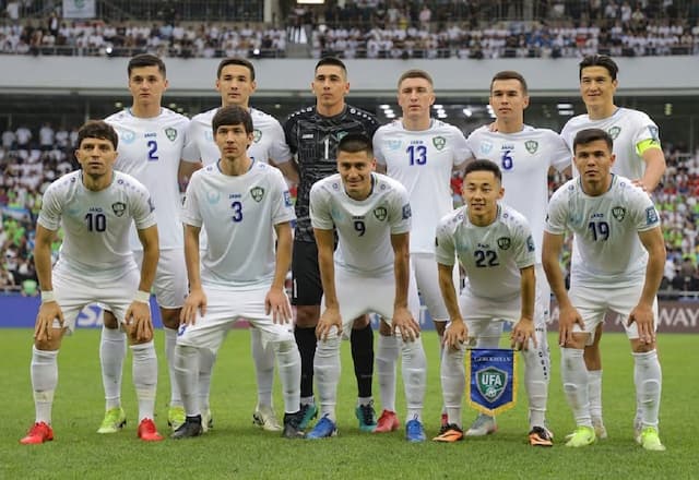 Uzbequistão dá carros de R$ 320 mil a elenco após vaga inédita na Copa