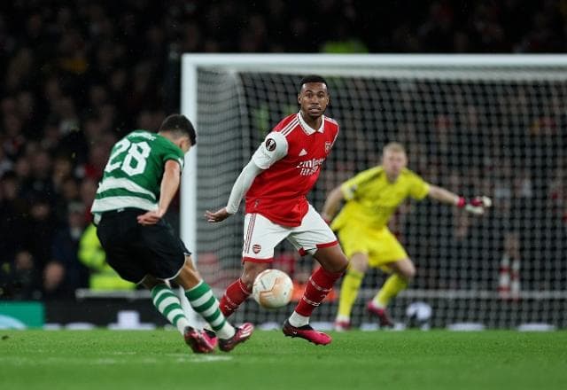 Martinelli erra pênalti, e Sporting elimina Arsenal nas oitavas da Liga Europa