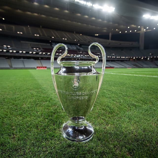 SBT renova direitos de transmissão da UEFA Champions League até 2027