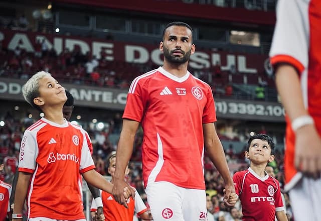 Caso Thiago Maia: Flamengo critica Internacional por "não honrar compromissos financeiros"