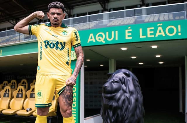 Mirassol anuncia a contratação de Tiquinho Soares, ex-Santos