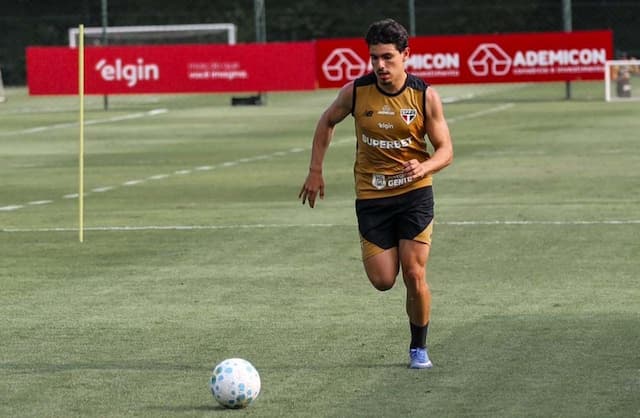 Moreira e Lucca retornam de lesão e reforçam o São Paulo