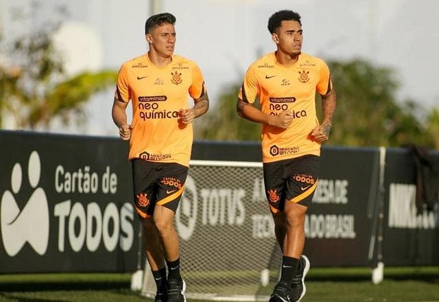 Corinthians x Goiás: onde assistir, escalações e desfalques