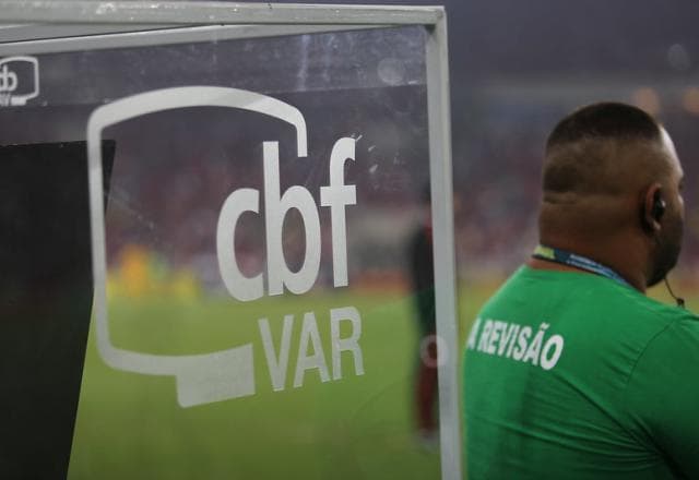 Palmeiras x Flamengo: CBF vai testar novidade no VAR que favorece ataque