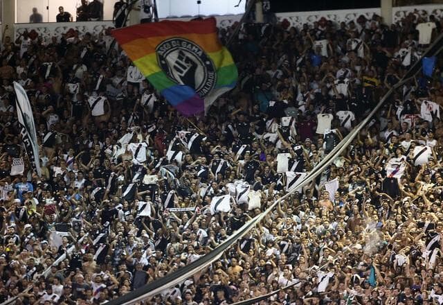 Governo do Rio de Janeiro declara torcida do Vasco como patrimônio cultural