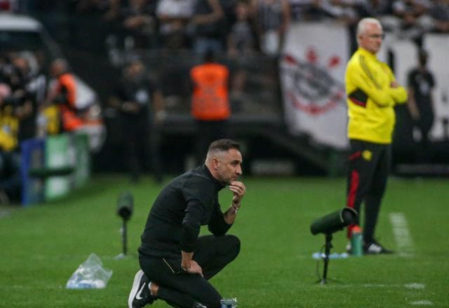 Flamengo anuncia acordo com o técnico Vítor Pereira, ex-Corinthians