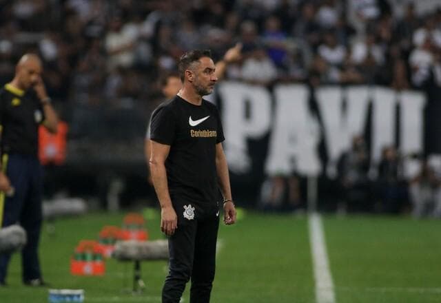 Corinthians: Vítor Pereira se irrita com pergunta invasiva  sobre vida pessoal