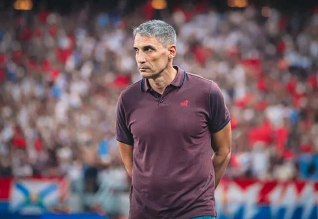 Vojvoda culpa atuação no Castelão pela eliminação: ”Foi um duro golpe”