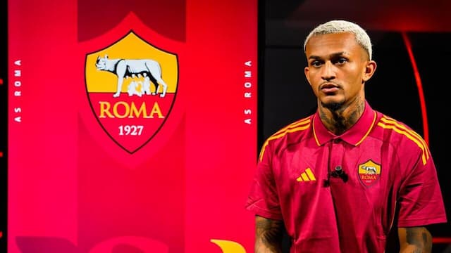 Wesley exalta torcida da Roma em sua chegada: "Me lembra a do Flamengo"