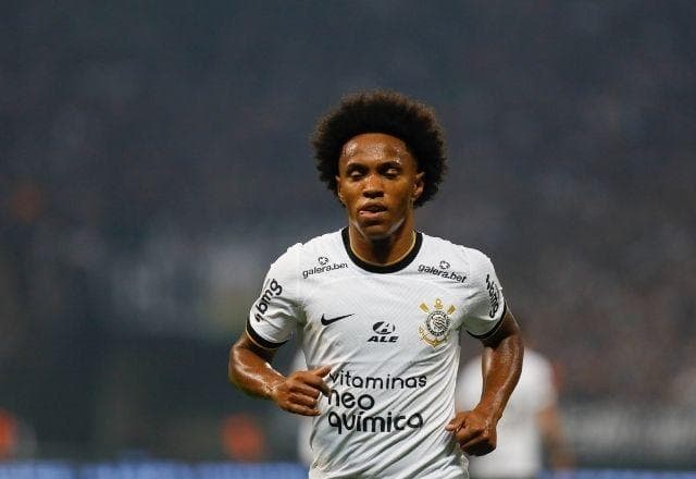 Corinthians perde pênalti e empata  em casa com o Boca na Libertadores