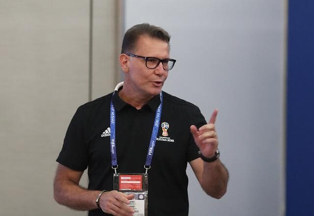 Chefe de arbitragem da CBF vê acertos em polêmicas de Corinthians x São Paulo