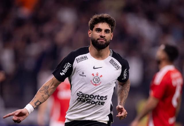 Corinthians x Racing: prováveis escalações, onde assistir ao vivo e horário