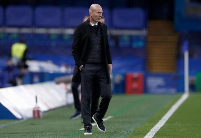 Zidane negocia para substituir Pochettino no comando do PSG