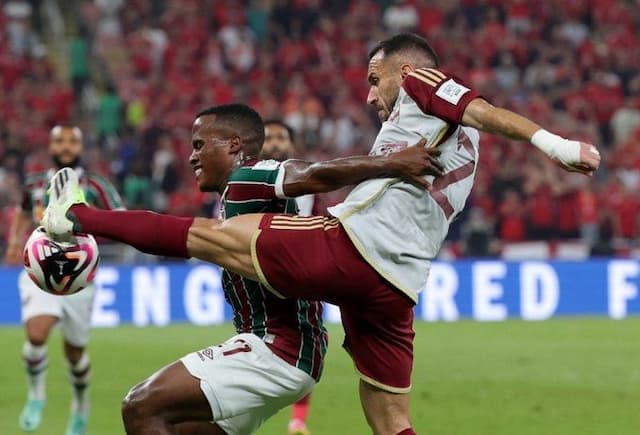 Arias e Kennedy brilham, Fluminense vence Al Ahly e vai à final do Mundial