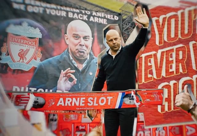 Saiba mais sobre Arne Slot, técnico sucessor de Jurgen Klopp no Liverpool
